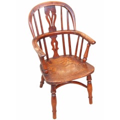 Ancienne chaise Windsor en bois d'if du 19ème siècle pour enfant