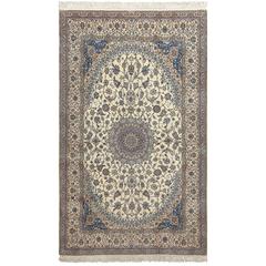 Ivory Vintage Nain Persian Rug 2