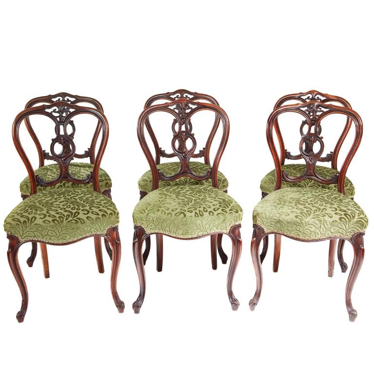 Set of Six Victorian Walnut Dining Chairs For Sale at 1stdibs