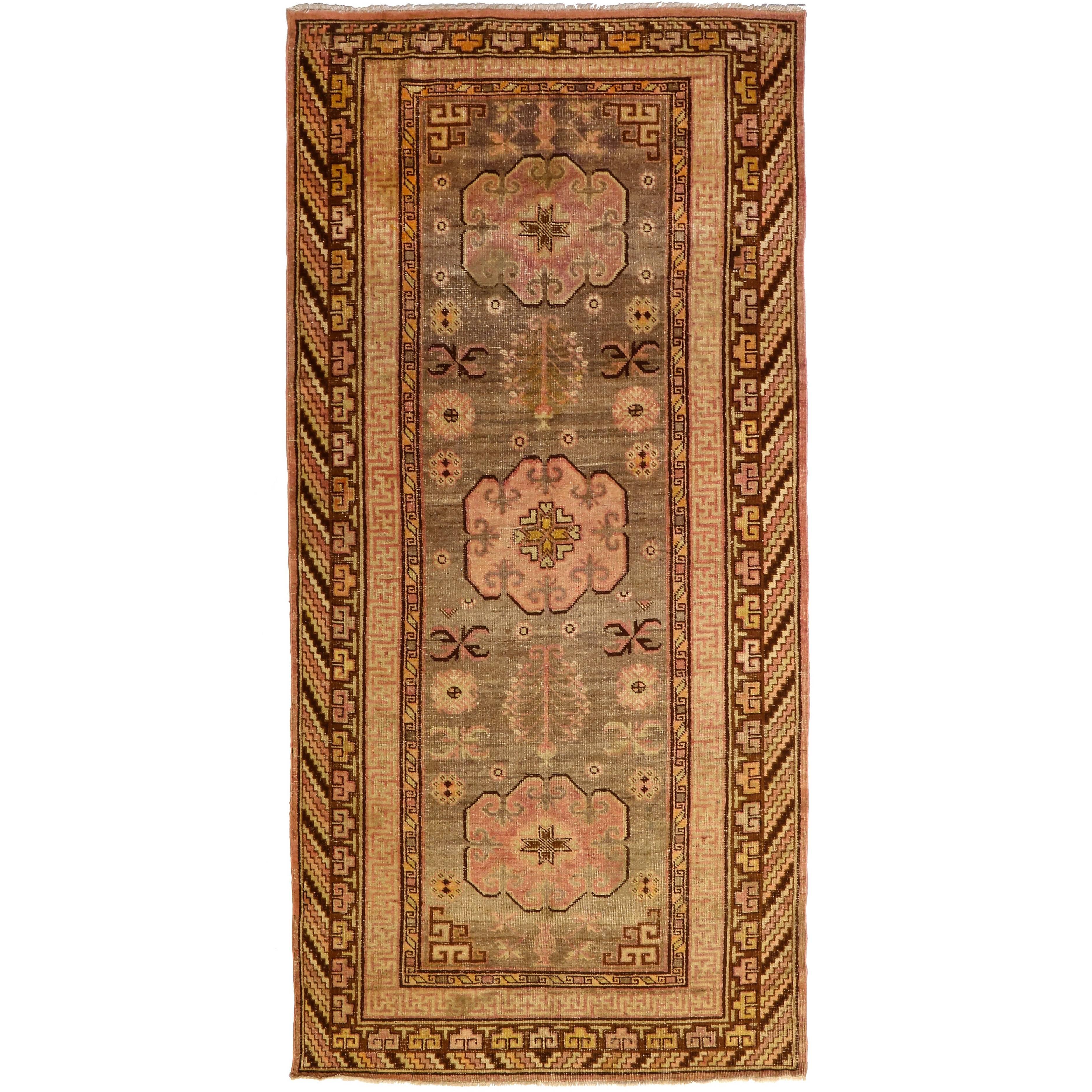 Antiker Khotan-Teppich, um 1880 im Angebot