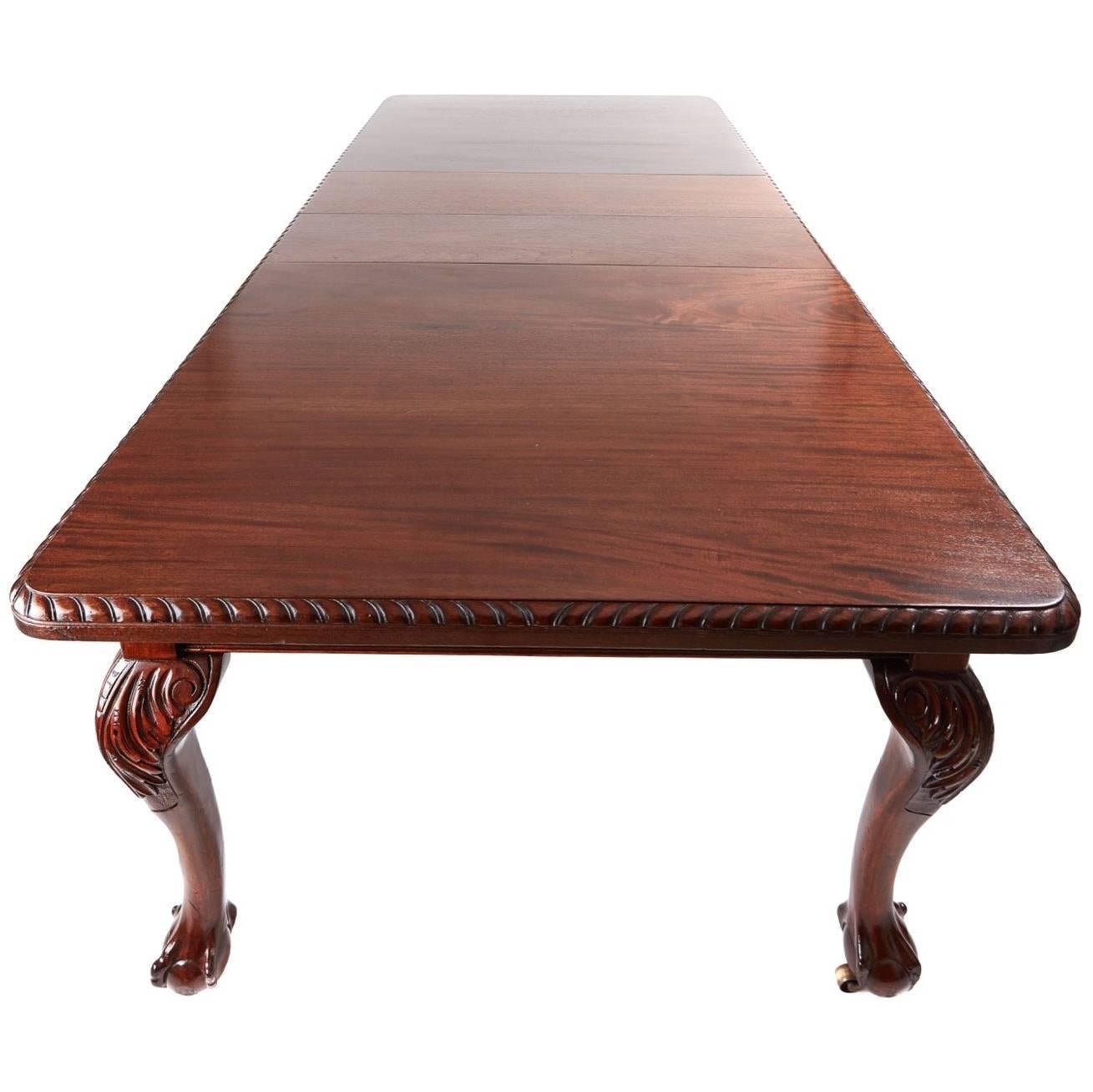 Late Victorian Mahogany Extending Dining Table