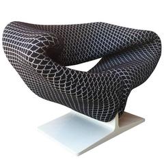 Pierre Paulin for Artifort Ribbon Chair
