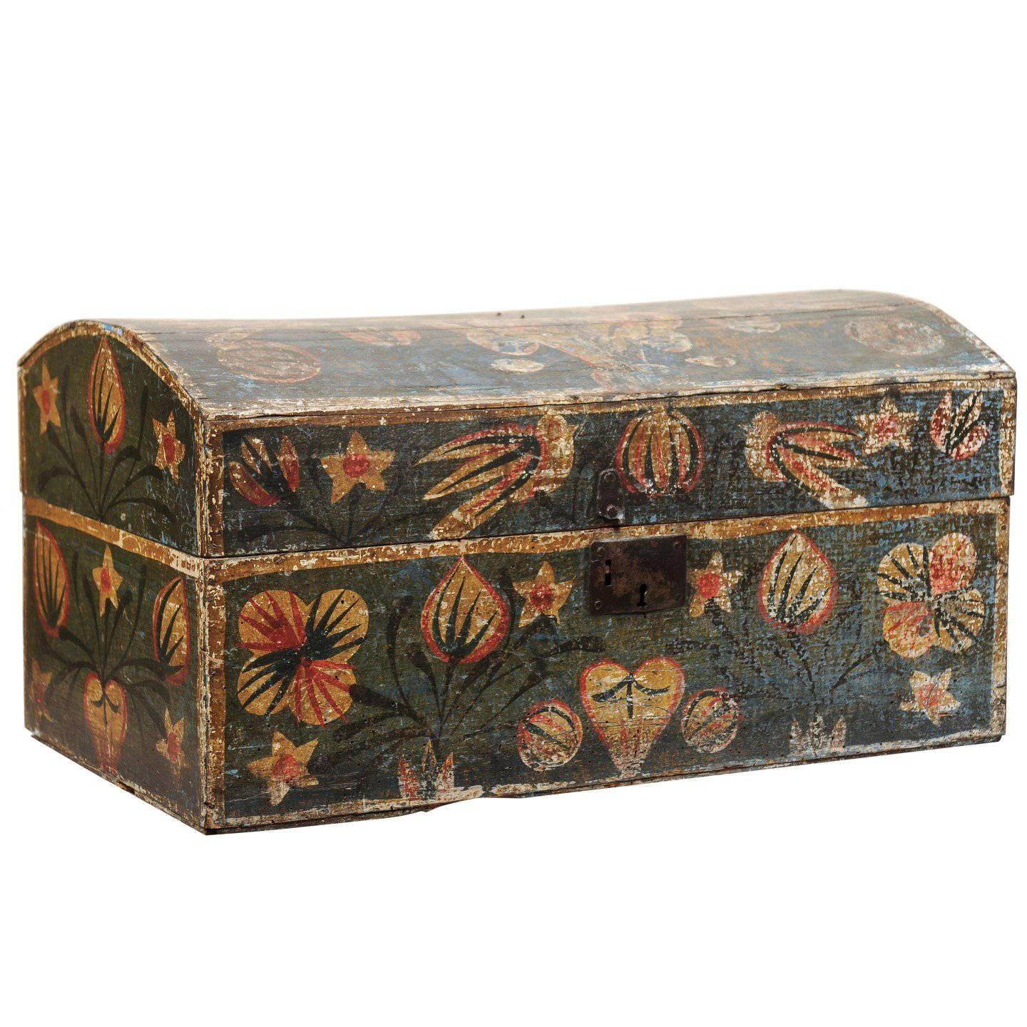 19th Century, Swedish Painted Brides Box with Floral Motif