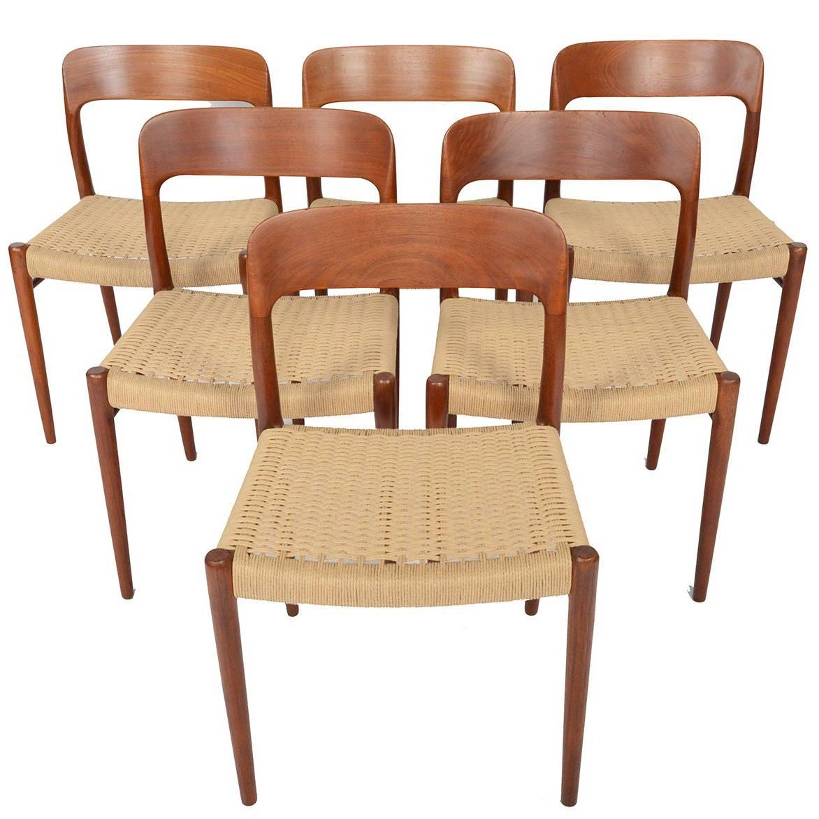 Set of Six Møller Model 75 Teak Dining Chairs