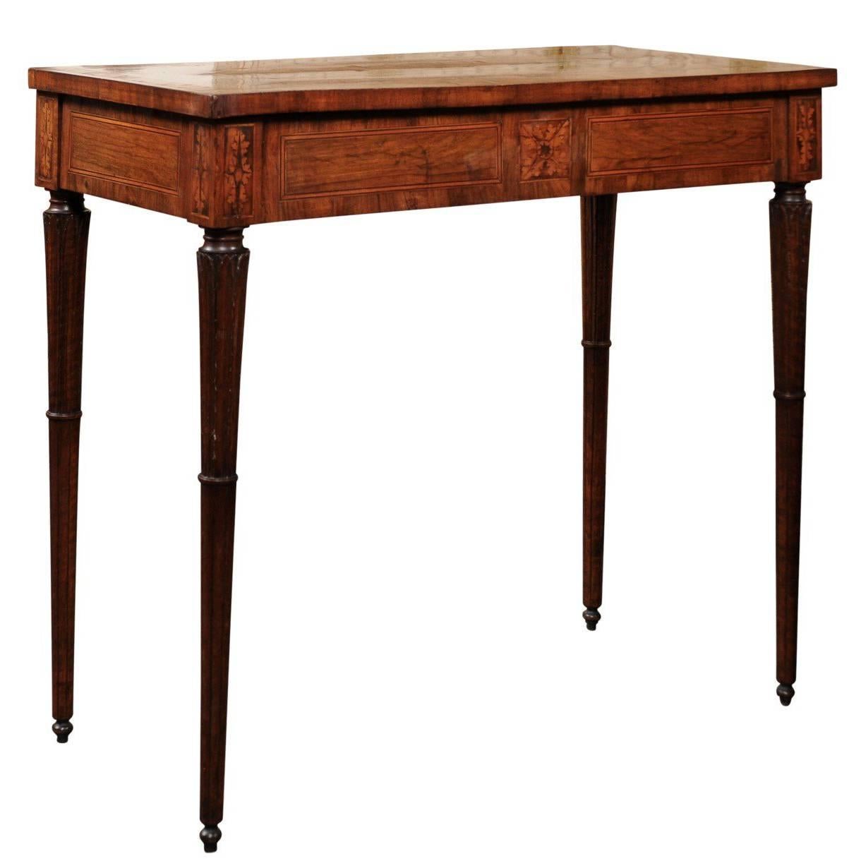 Italian 18th Century Walnut Console Table with Inlaid Top and Carved Fluted Legs For Sale