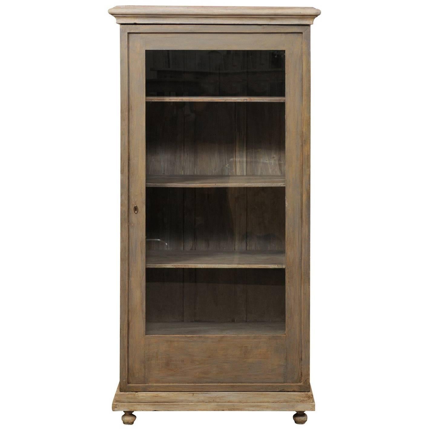 European Painted Wood Vitrine or Cabinet with Glass Front and Adjustable Shelves