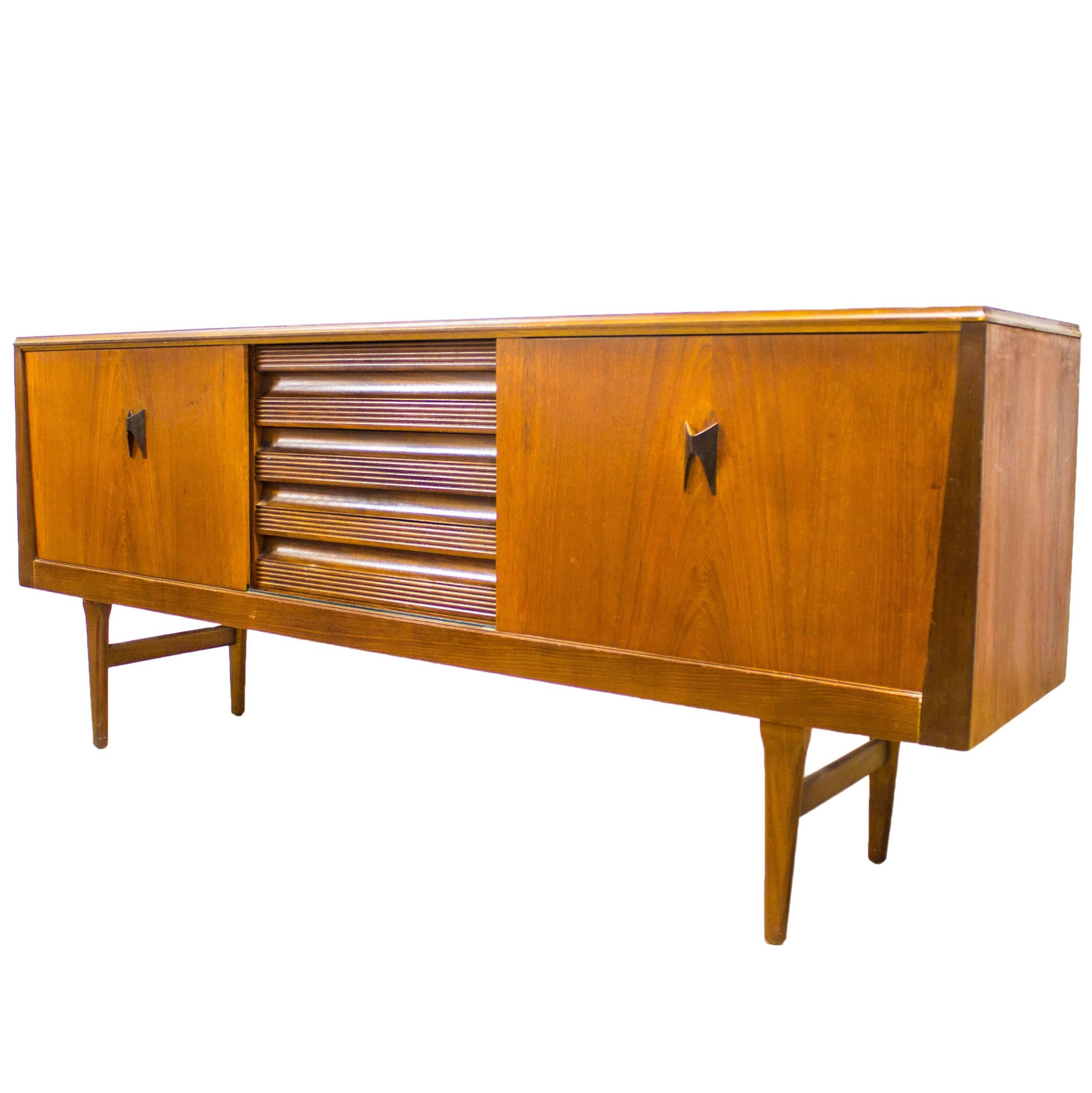 Elliotts of Newbury 
EoN
 Teak and Rosewood Sideboard G Plan Eames Era