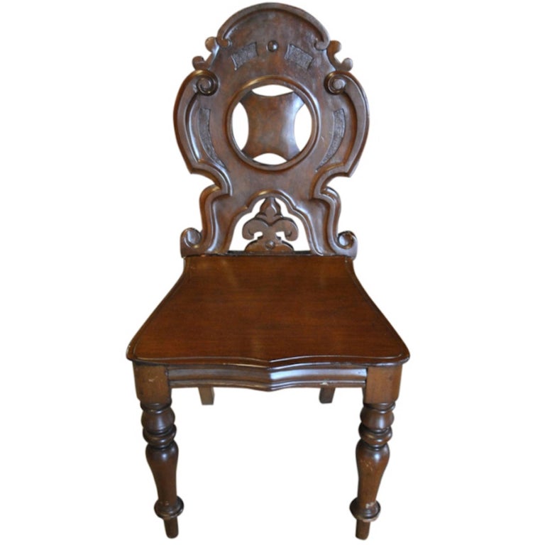 Good Single English Mahogany Hall Chair For Sale at 1stDibs