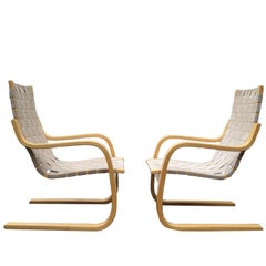 Pair of Alvar Aalto Bentwood 406 ICF Lounge Chairs