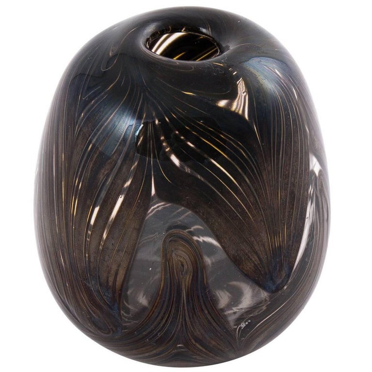 Studio Art Glass Vase For Sale at 1stDibs