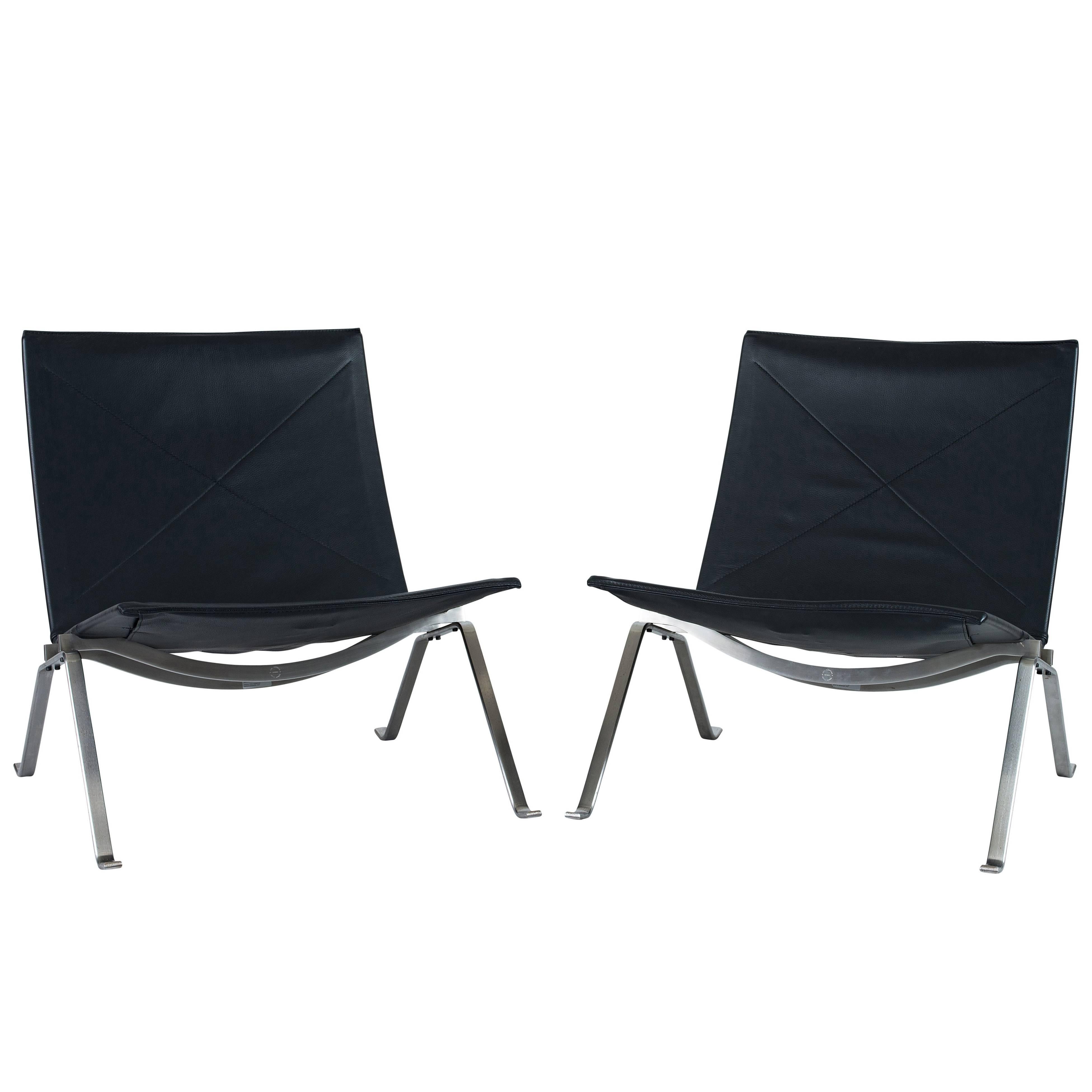 Pair of Poul Kjaerholm PK 22 Lounge Chairs by Fritz Hansen