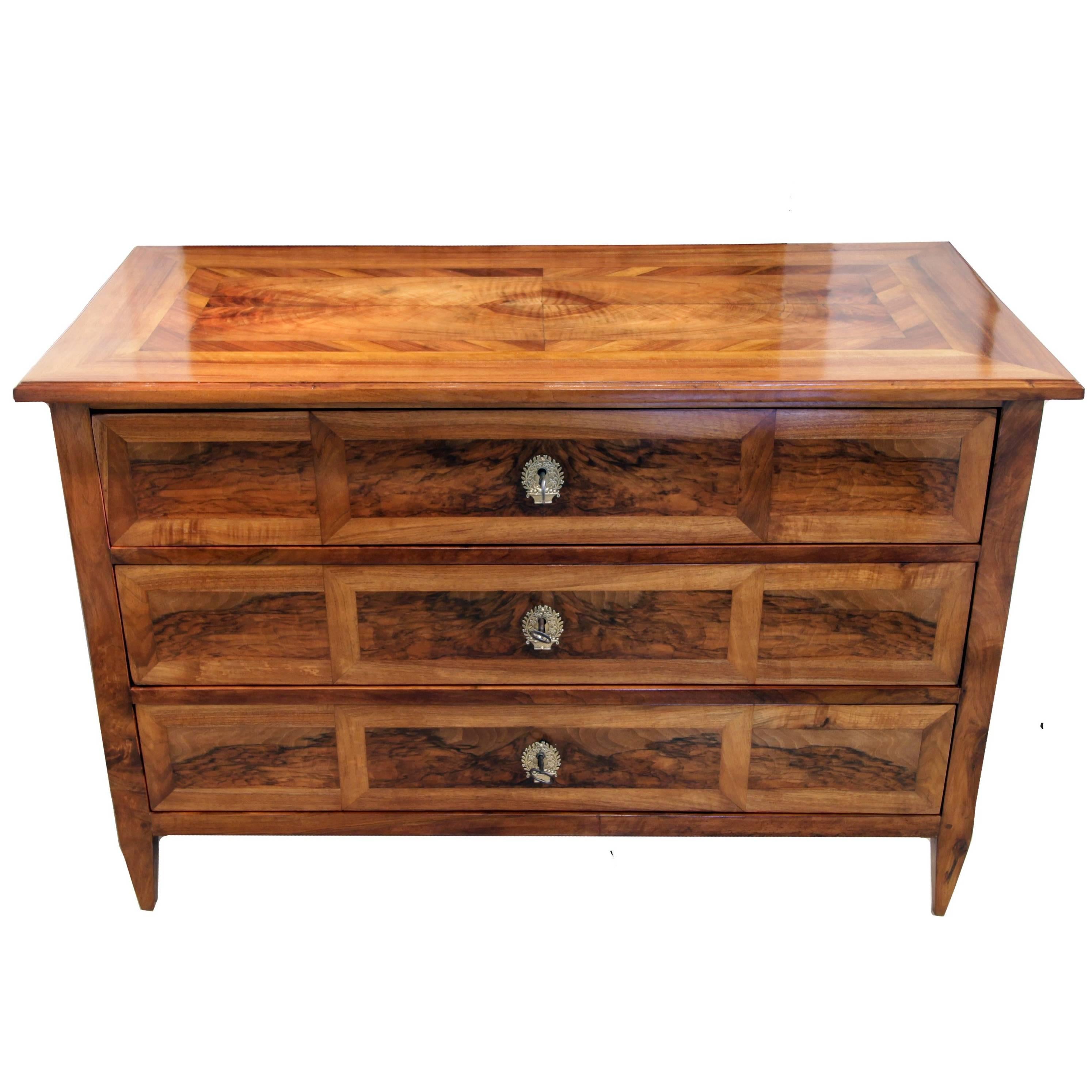 18th Century Louis XVI Marquetry Walnut Commode / Chest of Drawers 	