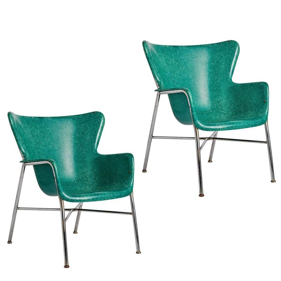 Pair of Incredible Wingback Fiberglass Chairs by Selig, circa 1960s For Sale