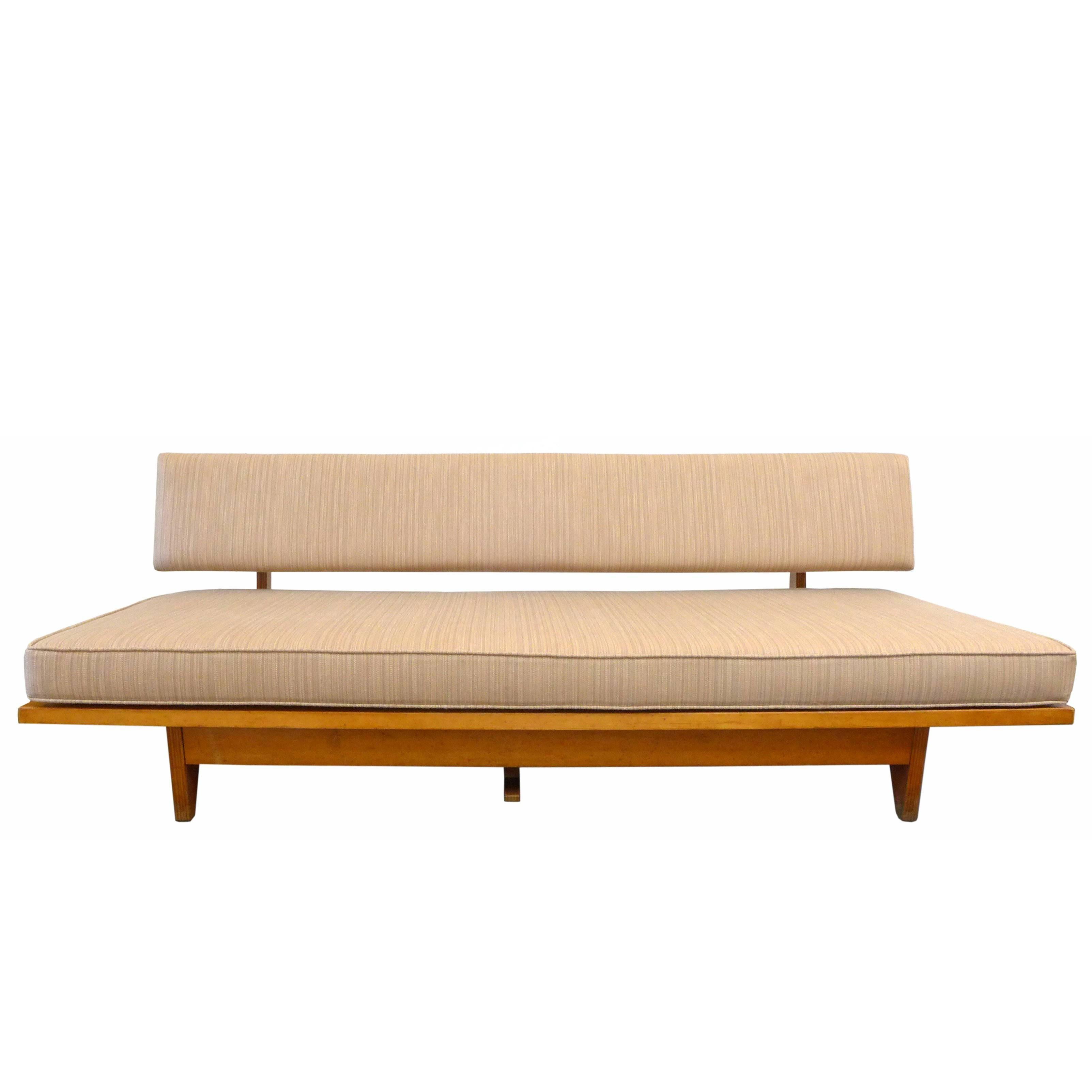Knoll Model 700 Daybed Sofa by Richard Stein