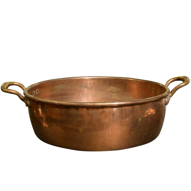 18th Century Large Copper Pan For Sale at 1stdibs