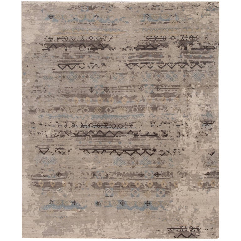 21st Century Contemporary Abstract Gray/Silver Indian Rug For Sale at