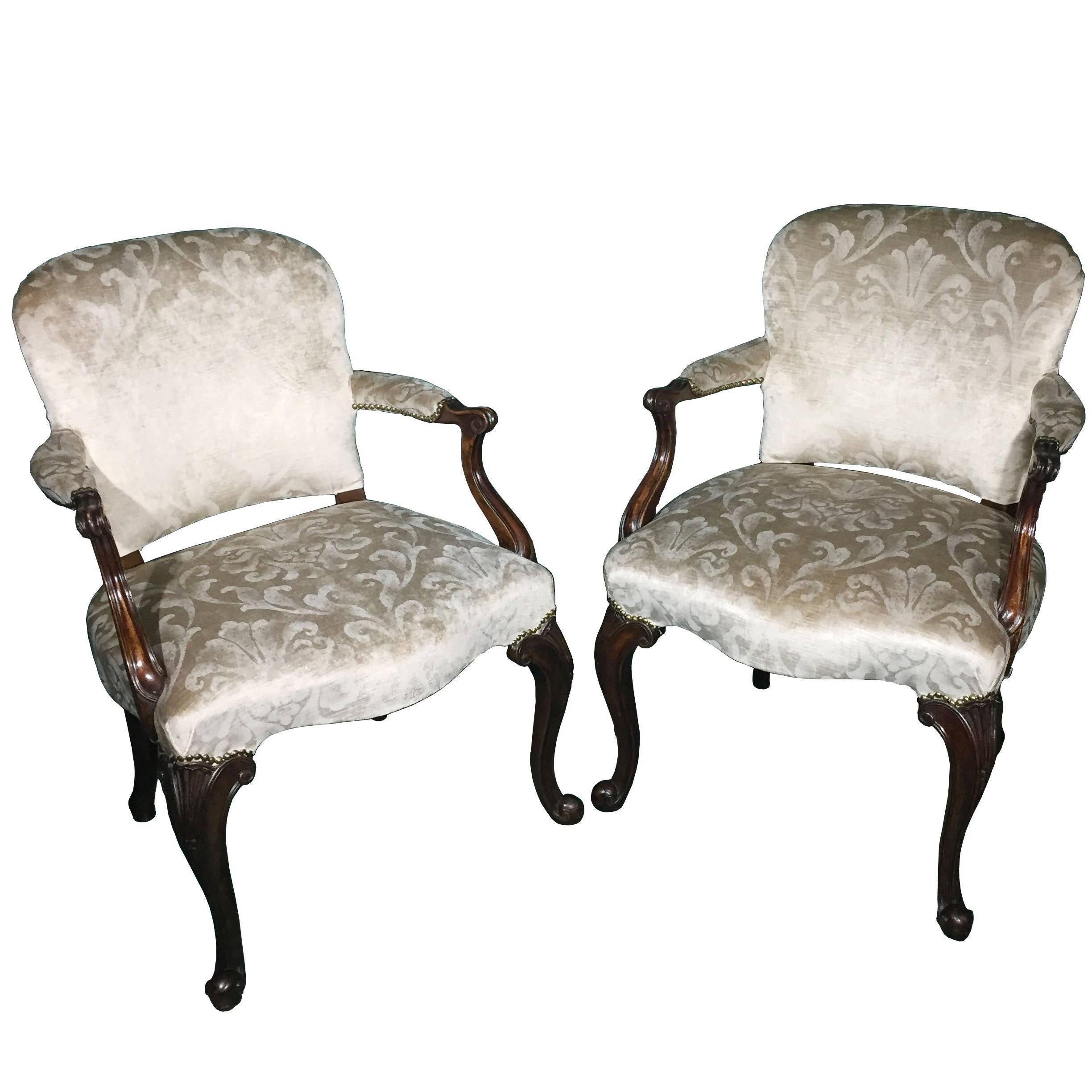 Superb Pair of Victorian Antique Mahogany Chairs, 1880 For Sale
