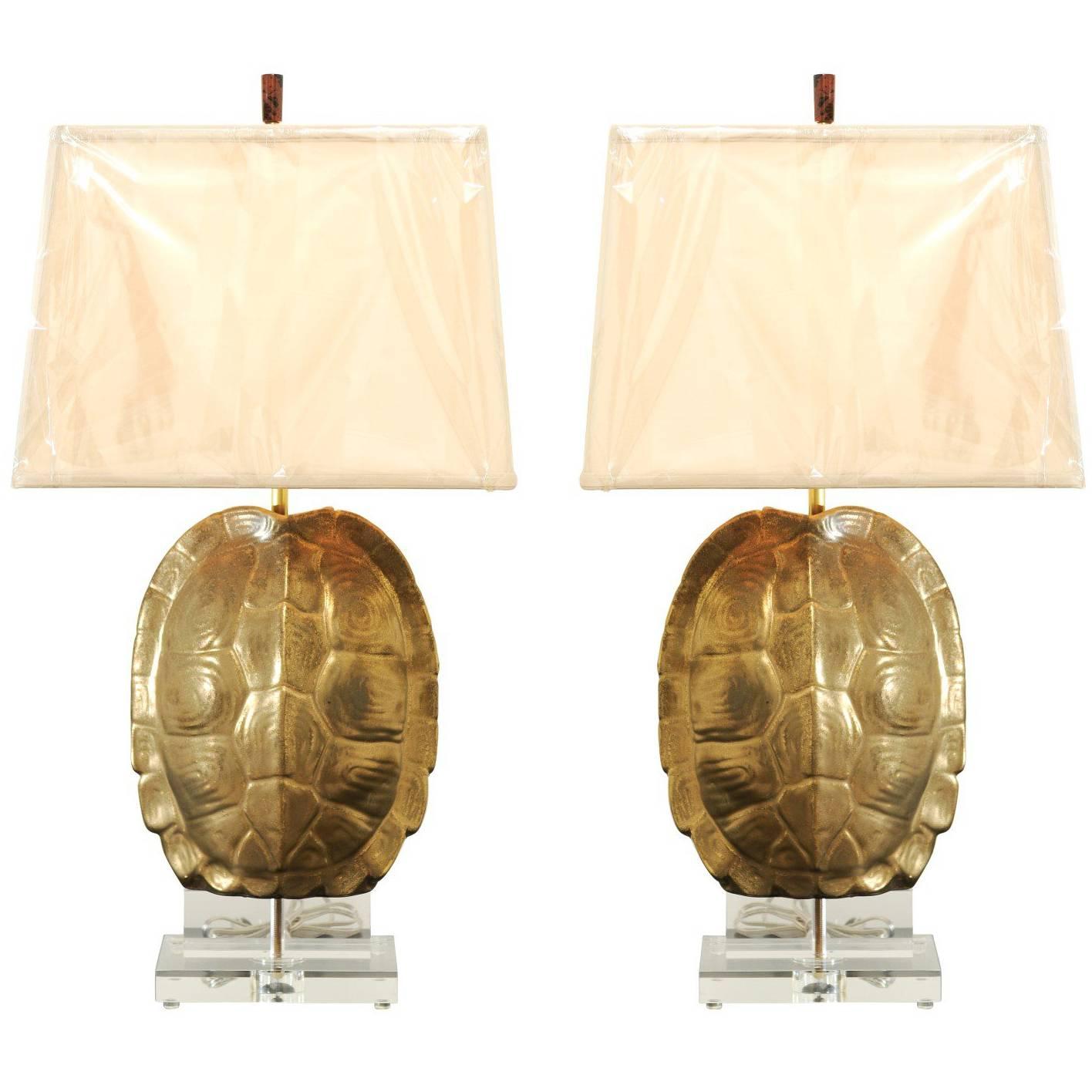 Outstanding Pair of Custom Faux-Tortoise Shell Ceramic Lamps with Lucite Accents