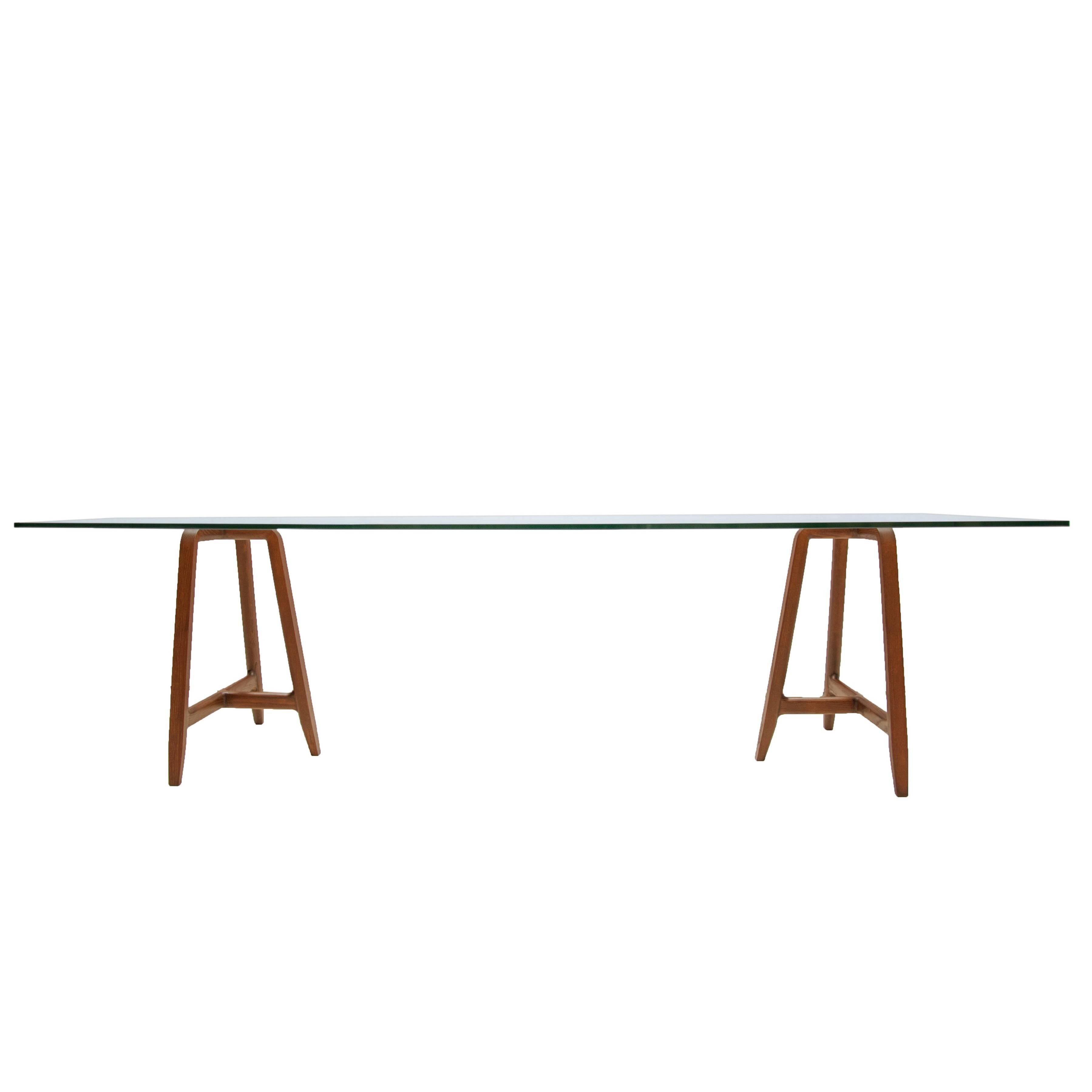 Table « Chevalet » à plateau en verre trempé et base en noyer de L. et R. Palomba pour Driade