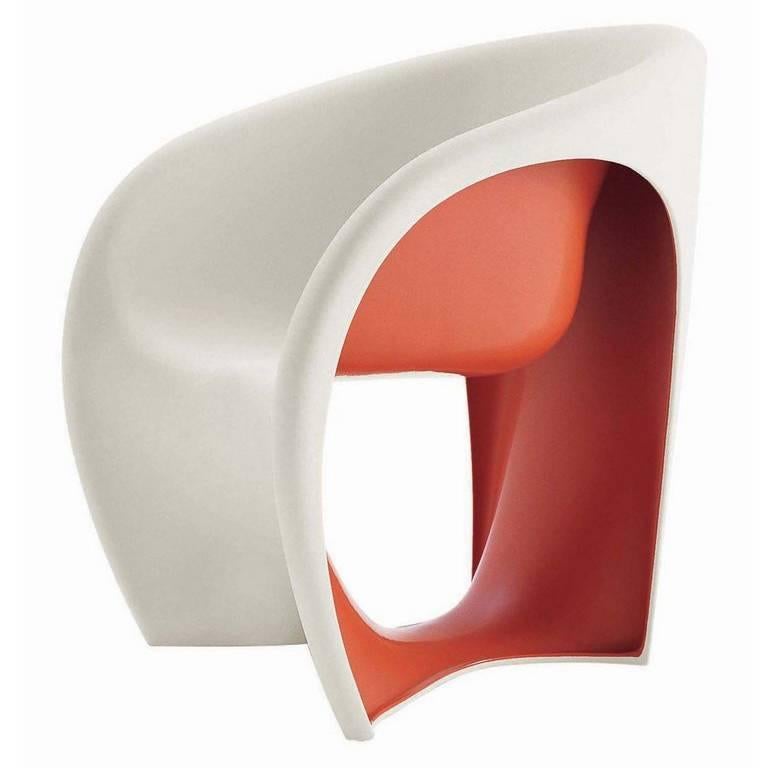 Fauteuil monobloc sculptural "MT1" conçu par Ron Arad pour Driade en vente