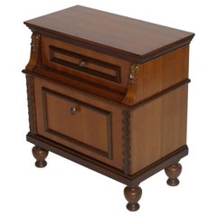 Mobiletto italiano del Mid-Century Modern, Comodino Rinascimentale, Noce e Mogano