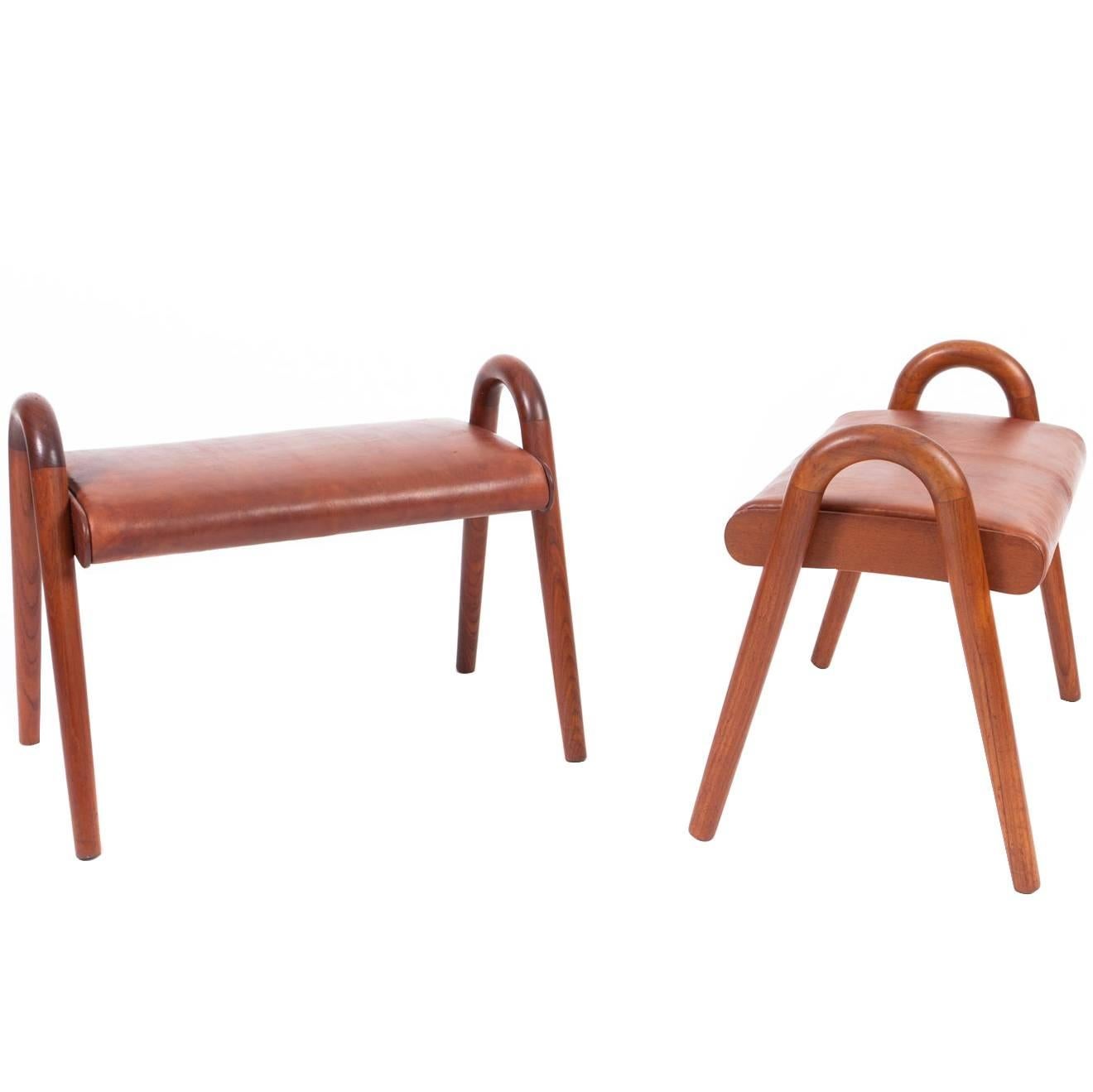 Vilhelm Lauritzen Pair of Teak Stools with Leather Seat For Sale