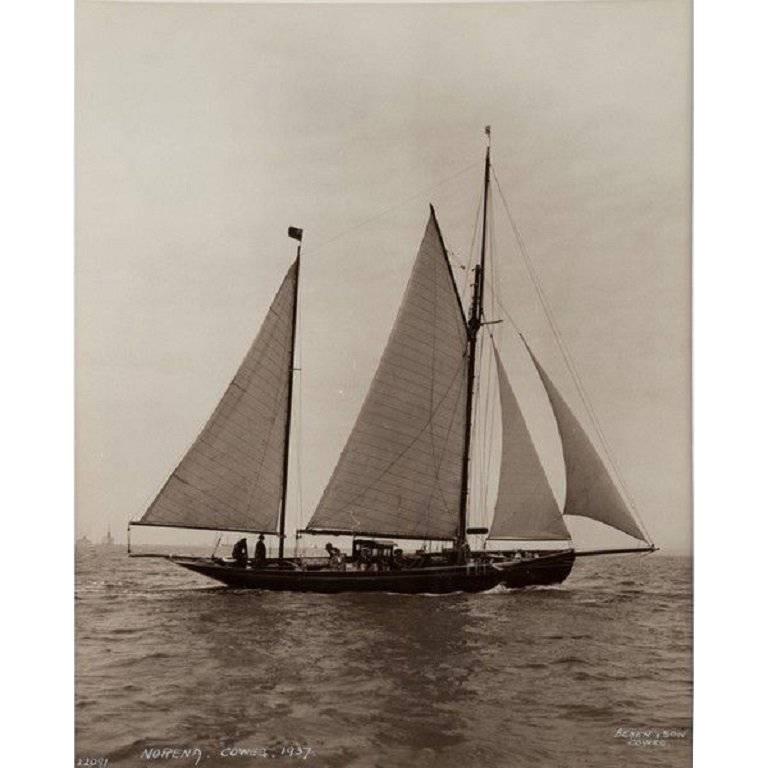 Früher fotografischer Gelatinesilberdruck von Beken of Cowes