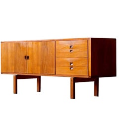 Midcentury Teak Sideboard Cabinet with Rosewood Grip Danmark, 1960