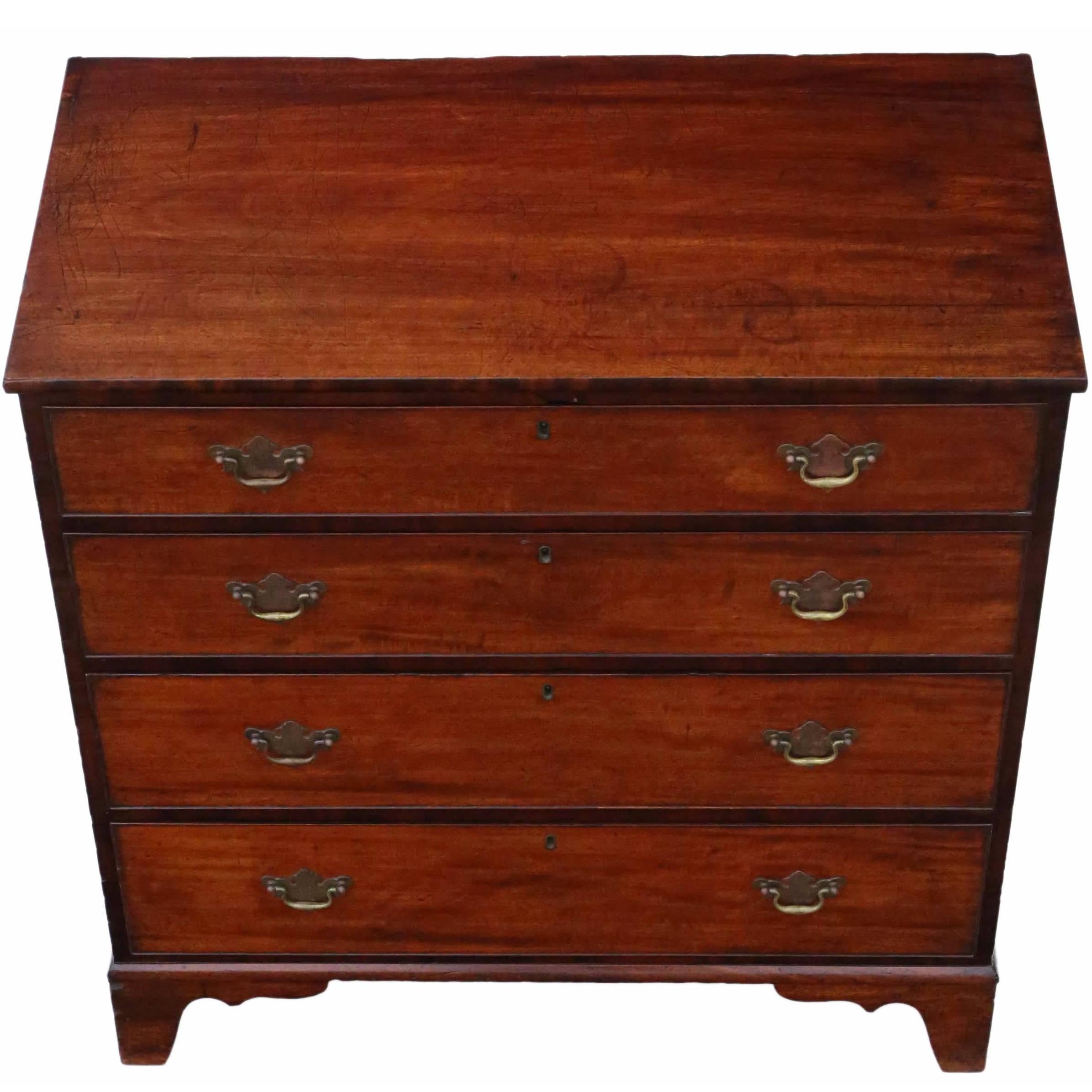 Antique Georgian Mahogany Chest of Drawers, circa 1800 For Sale