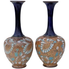 Paire de vases anciens Royal Doulton Slater