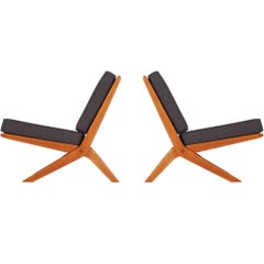 Pair of Midcentury Danish Modern Slipper Lounge Chairs by Peter Hvidt