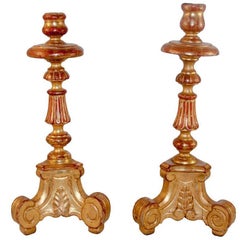 18th Century Pair of Gold Gilded Candlesticks