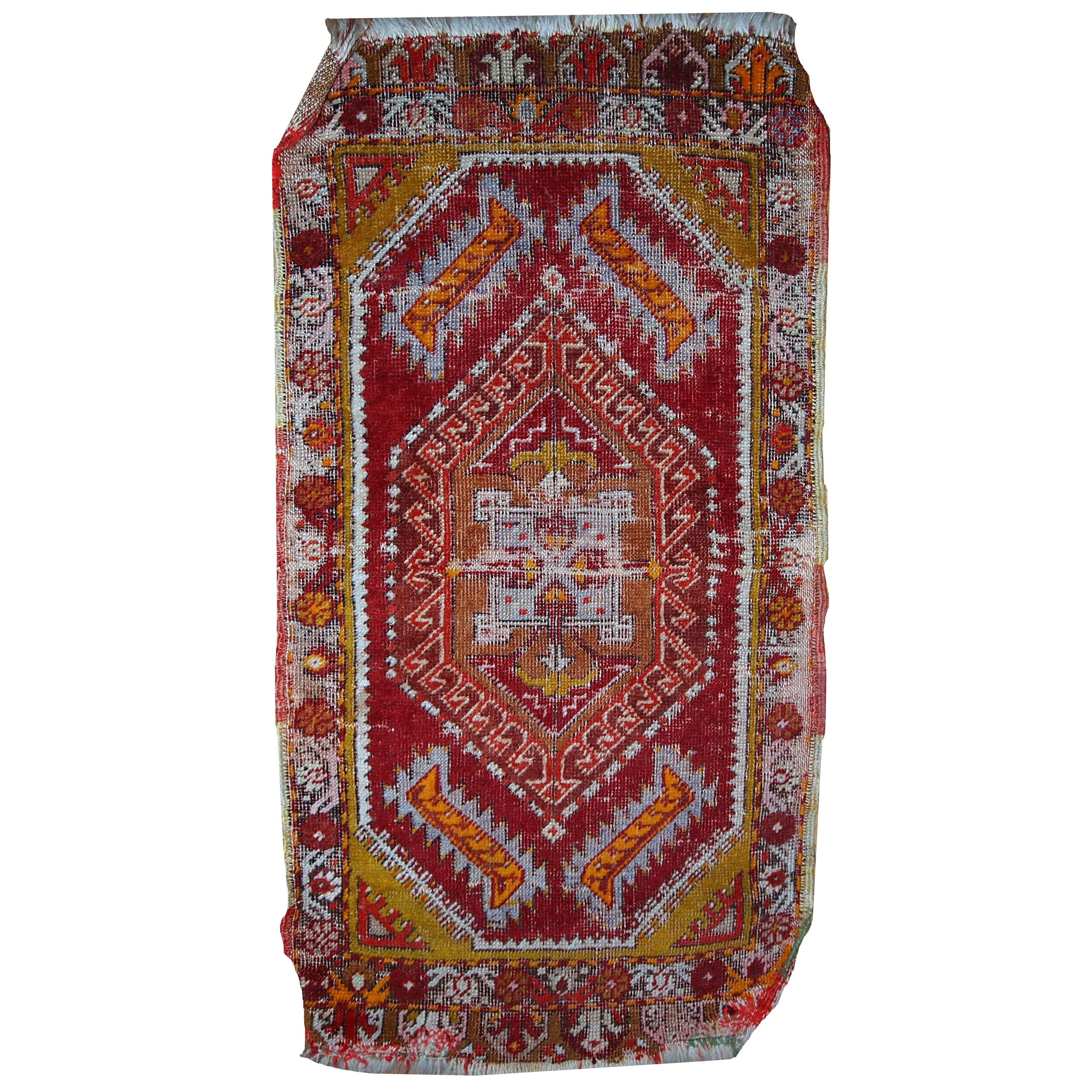 Handmade Antique Collectible Turkish Yastik Rug, 1920s, 1C371 For Sale