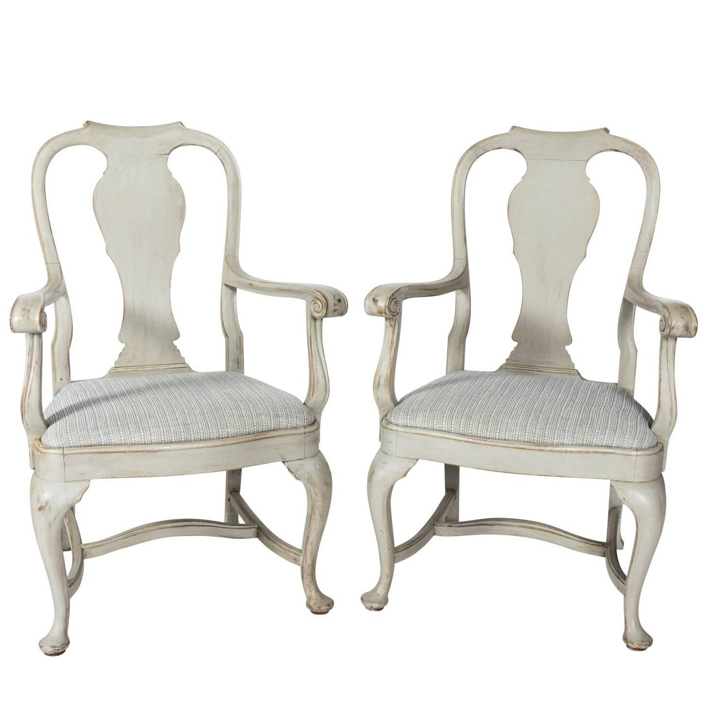 Pair of Early 20th Century Queen Ann Style Armchairs For Sale