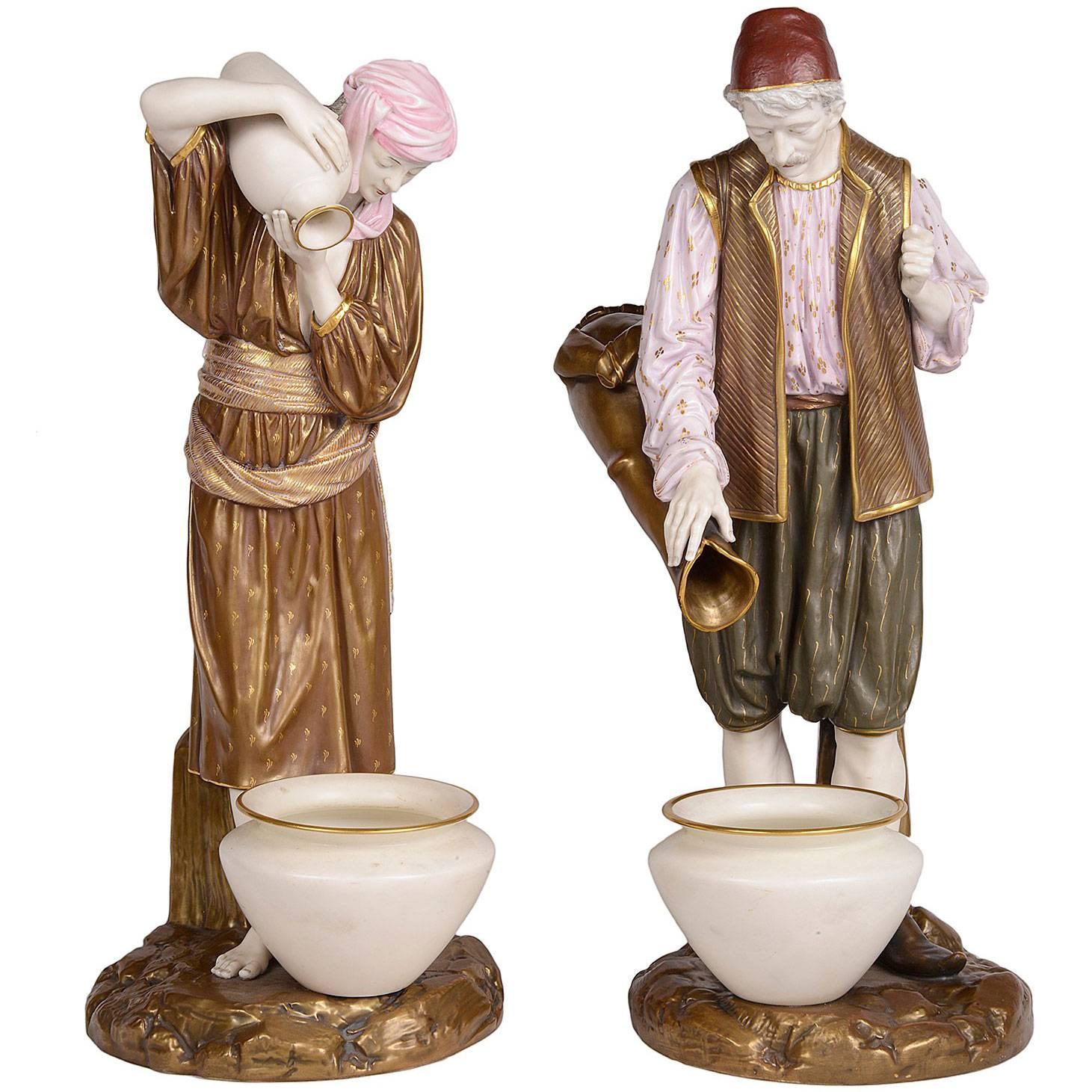 Paire de porteurs d'eau de Royal Worcester Eastern du 19ème siècle en vente