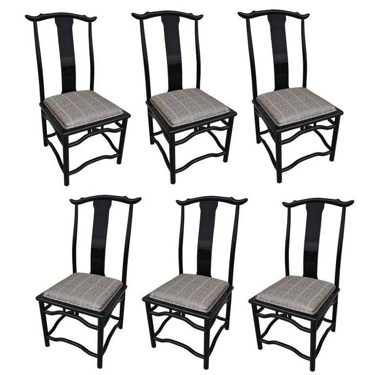 Set of Eight Chin Hua Dining Chairs in Black Lacquer Finish For Sale at