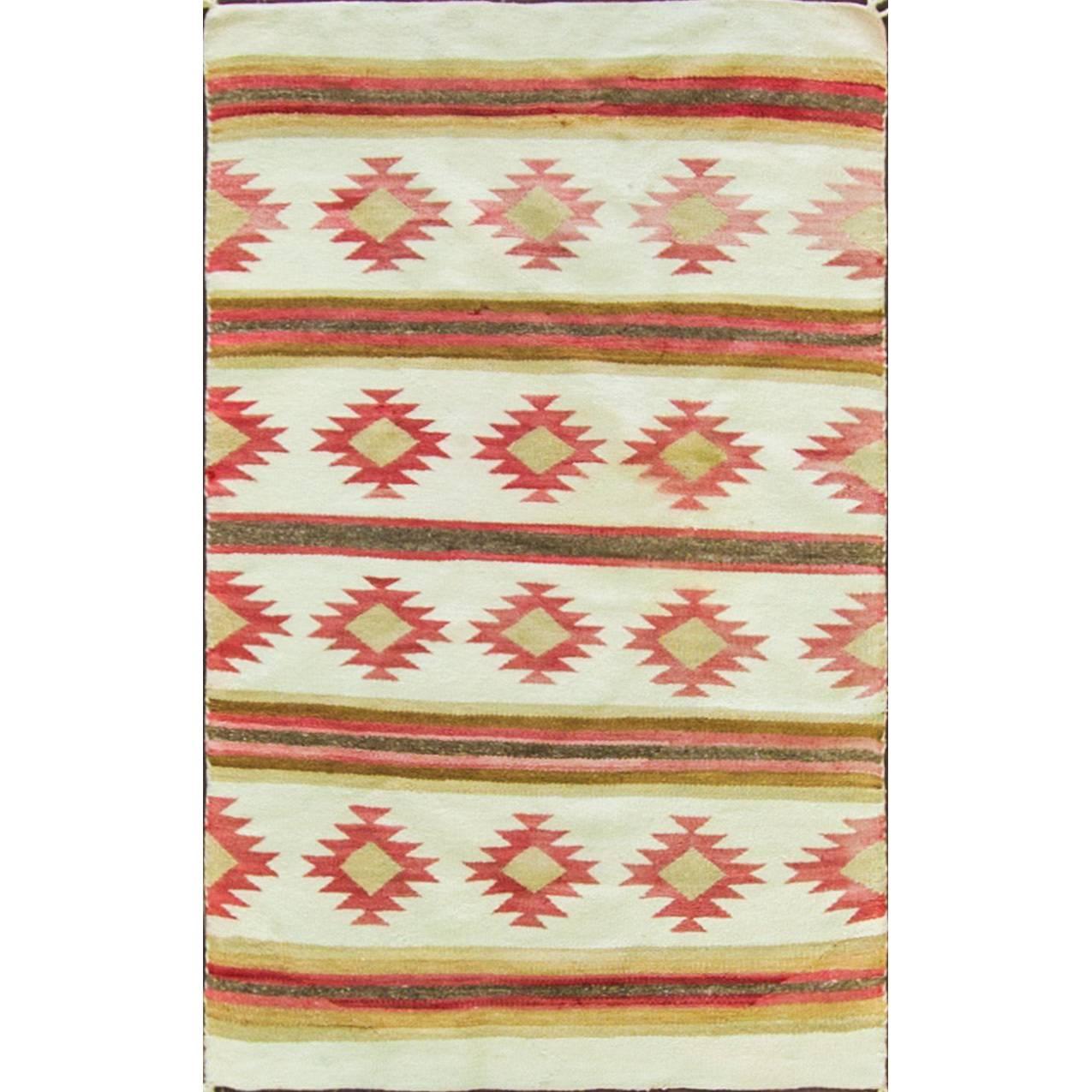 Antique Navajo Rug - 3'3 x 4'11 – HEIRLOOM