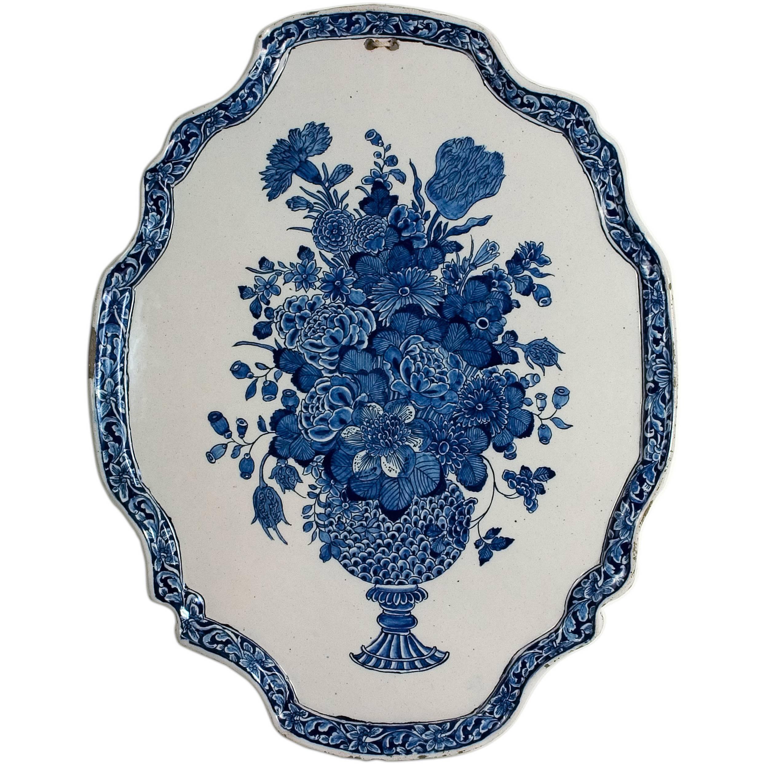 18th Century Oval Plaque in Blue and White Dutch Delftware For Sale