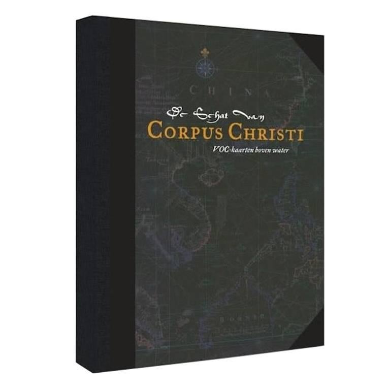 Facsimile with 30 VOC Nautical Charts, the Treasure of Corpus Christi For Sale