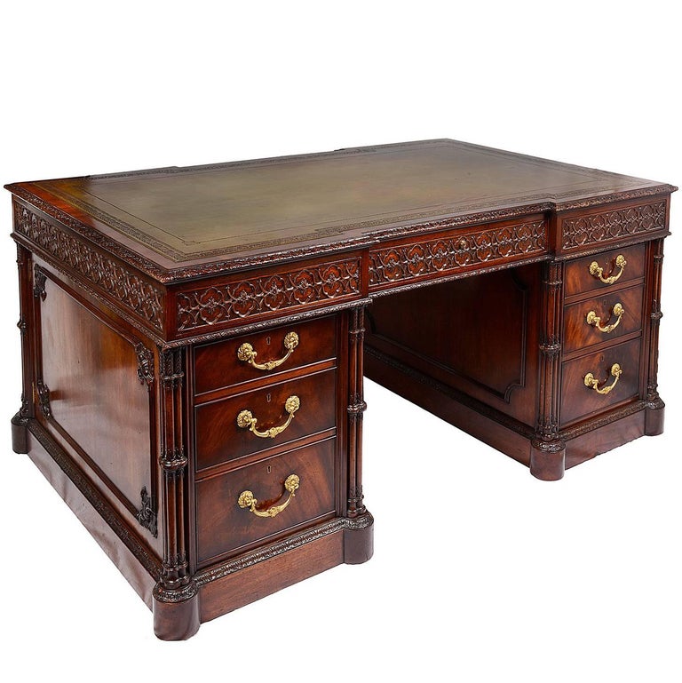 Antique Rare 18th Century Chippendale Mahogany Partners Desk For Chippendale Revival Partners Desk - Antique Rare 18th Century Chippendale Mahogany Partners Desk For
