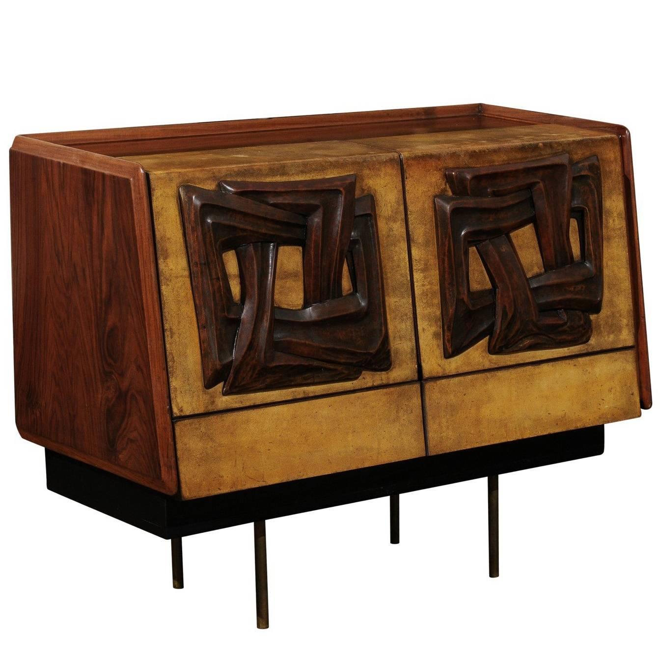 Magnifique meuble de bar attribué à Claude Vassal, datant d'environ 1950 en vente