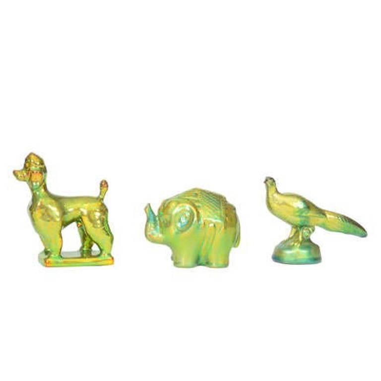 Trio de figures iridescentes de Zsolnay en vente