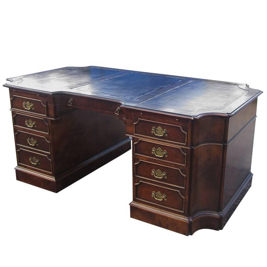 Scott Thomas Traditional Executive Desk