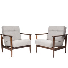 Pair of beige armchairs, Edmund Homa, GFM-142, 1960s, Poland.