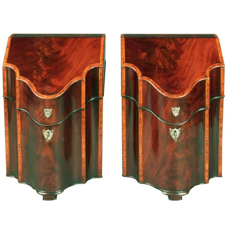 Pair of Mahogany Antique Knife Boxes For Sale at 1stDibs