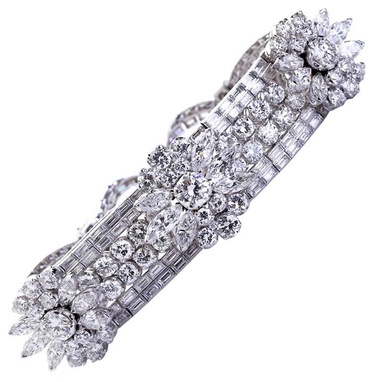 1940s Vintage Diamond Platinum Cluster Bracelet 38.50 Carat