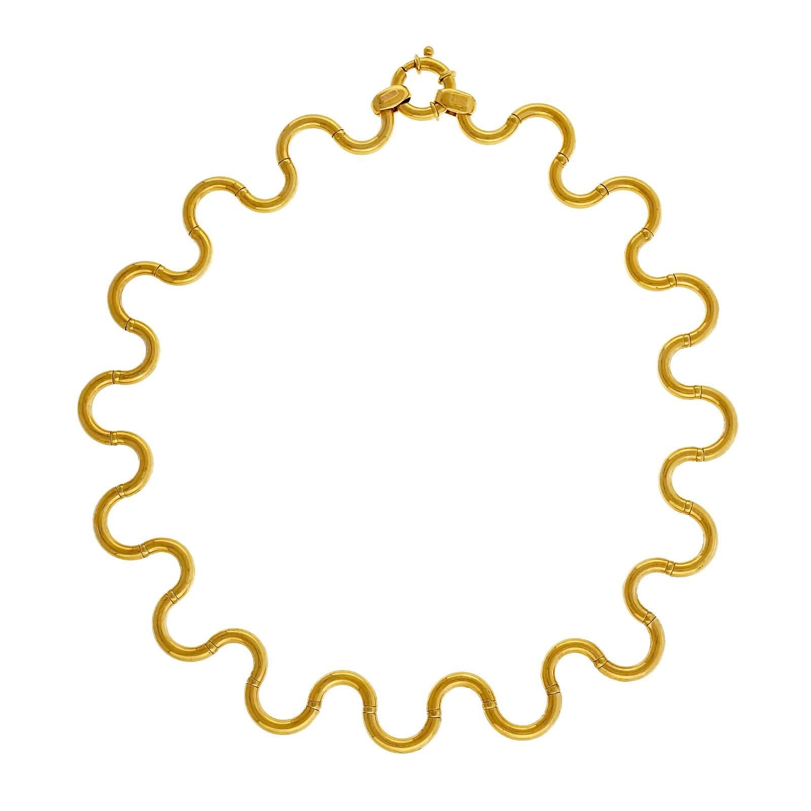 Unoaerre Italian Gold Brev Hinged Swirl Link Necklace For Sale