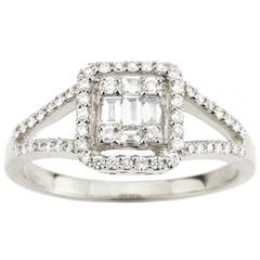 Round and Baguette Diamond Gold Engagement Ring For Sale at 1stDibs