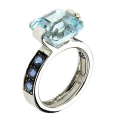 Modern Aquamarine Blue Sapphire Gold Ring