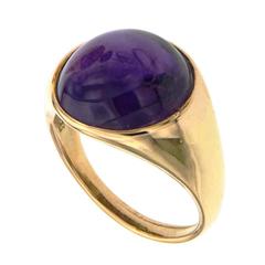 Amethyst Cabochon Gold Ring